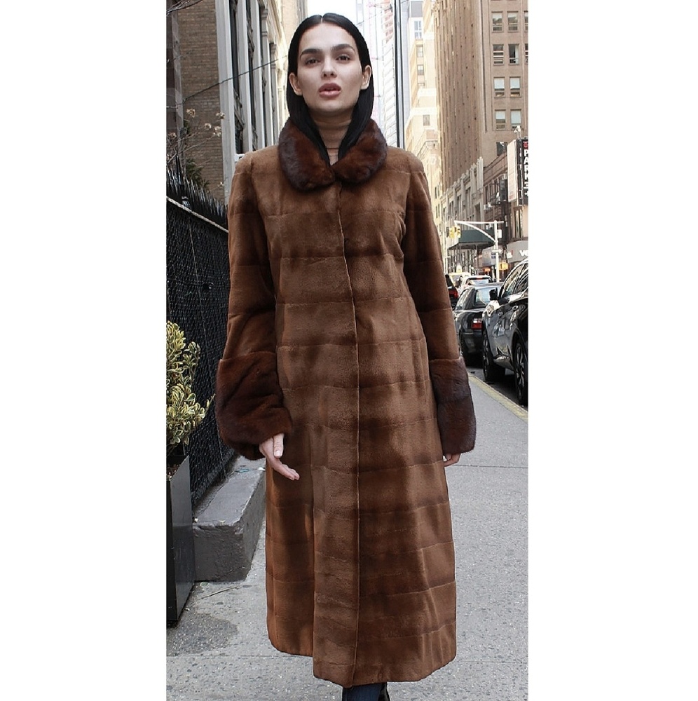Pre-owned brown Sheared Horizontal Mink Fur coat